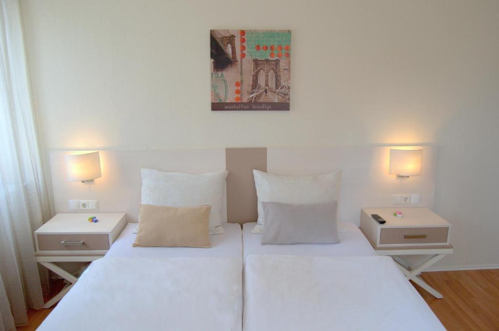 Hotel Centro Stuttgart Room photo